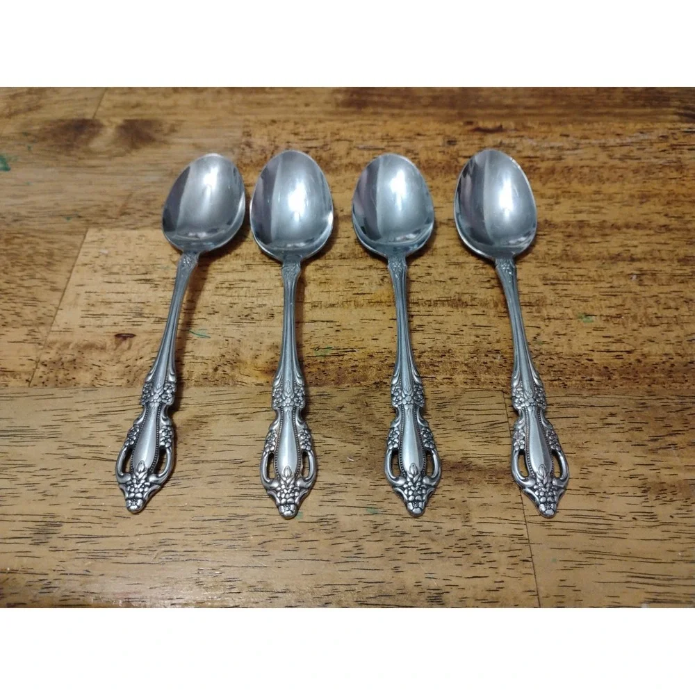 4 Oneida Distinction‎ Deluxe HH Raphael Stainless Oval Soup or Desert Spoons